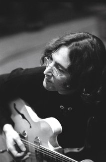 THE BEATLES CELEBRATE ‘THE BEATLES’ (‘WHITE ALBUM’) WITH SPECIAL ANNIVERSARY RELEASES THE BEATLES CELEBRATE ‘THE BEATLES’ (‘WHITE ALBUM’) WITH SPECIAL ANNIVERSARY RELEASES