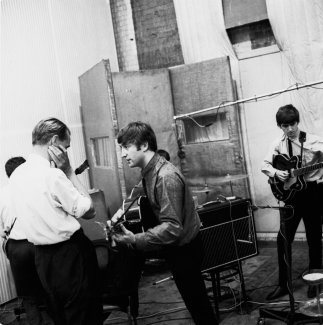 Sir George Martin CBE 1926 - 2016 Sir George Martin CBE 1926 - 2016
